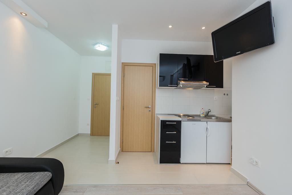 Apartments Kalpic Split Exterior photo